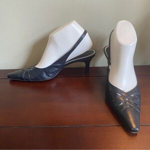 Michelle D Kitten Navy Heels